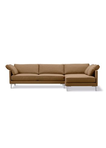 Fredericia Furniture - Couch - EJ295 Chaise Sofa 2945 by Erik Jørgensen Studio - Foss 472/Chrome