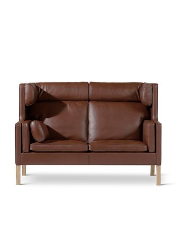 Fredericia Furniture - Canapé - Mogensen 2-Seater Coupé Sofa 2292 by Børge Mogensen - Max 92 Tan / Soaped Oak