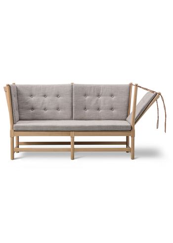 Fredericia Furniture - Sofa - The Spoke-Back Sofa 1789 by Børge Mogensen - Ruskin 33