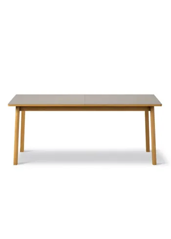 Fredericia Furniture - Esstisch - Ana Table 6491 by Arde - Oiled Oak / Almond