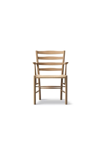 Fredericia Furniture - Eetkamerstoel - Klint Armchair 3208 / By Kaare Klint - Oak Oil / Natural Papercord