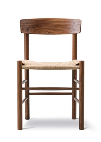 Fredericia Furniture - Dining chair - J39 Mogensen Chair 3239 by Børge Mogensen - Oiled Walnut / Natural Paper Cord