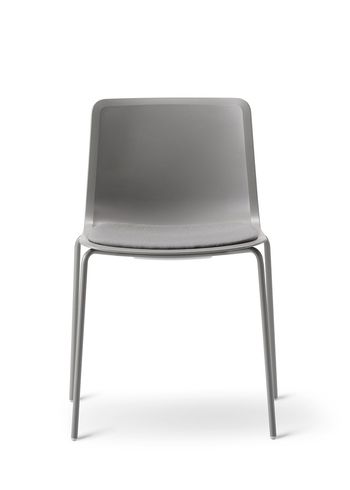 Fredericia Furniture - Chaise à manger - Pato 4 Leg Chair 4201 by Welling/Ludvik - Seat Upholstery - Quartz Grey/Hallingdal 116