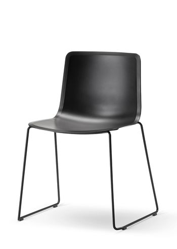 Fredericia Furniture - Chaise à manger - Pato Sledge Chair 4100 by Welling/Ludvik - Black