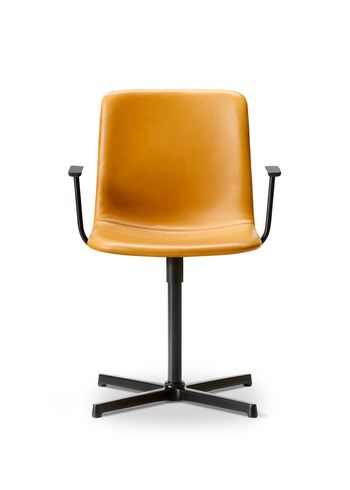 Fredericia Furniture - Stoel - Pato Executive Chair 4052 by Welling/Ludvik - Max 95 Cognac