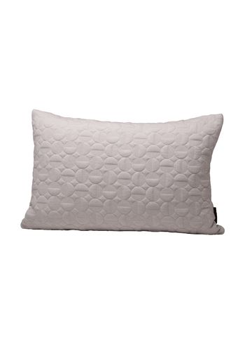 Fritz Hansen - Pillow - Vertigo Cushion by Arne Jacobsen - Long - Sand
