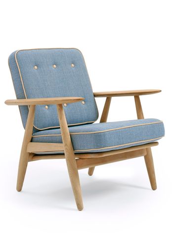 Getama - Lounge Chair - GE240 / The Cigar Chair / by Hans J. Wegner - Oak