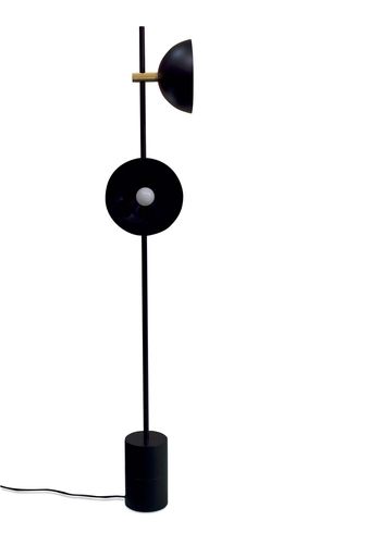 Handvärk - Floor Lamp - Studio Floor Lamp by Laura Bilde - Black / Brass Base - Black Shade