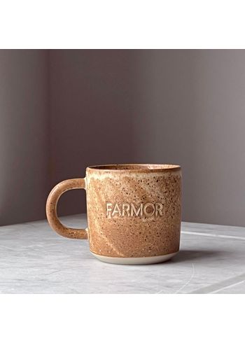 Julie Damhus - Tasse - Oda FARMOR Kop - Brown