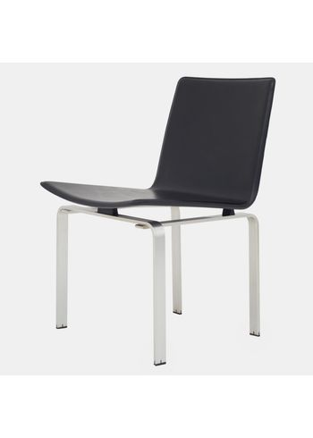 Klassik Studio - Stoel - JH 3 Dining Chair - Brushed Steel/Black Leather