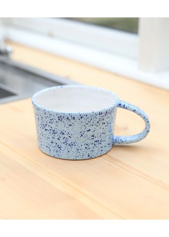 KRAKI Ceramics - Copia - Mug with big handle - Blue sky