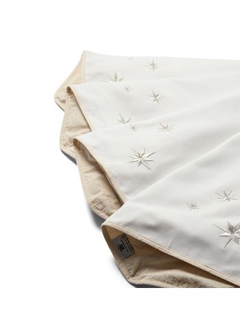 Langkilde & Søn - Mattor - Christmas tree skirt with embroidered silver stars - Sølv