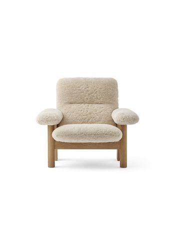 MENU - Nojatuoli - Brasilia Lounge Chair - Natural Oak Base - Sheepskin Curly