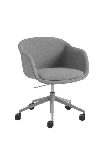 Muuto - Office Chair - Fiber Conference Armchair - Grey / Remix 133 / with wheels