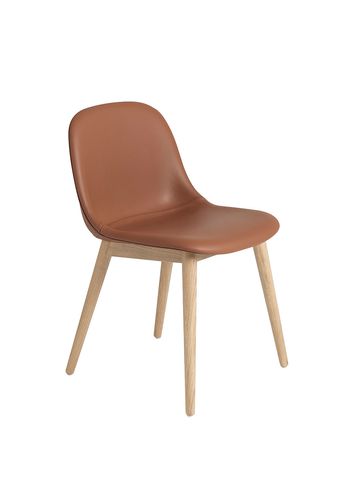Muuto - Krzesło do jadalni - Fiber Side Chair - Wood Base - Easy Leather Cognac/Oak