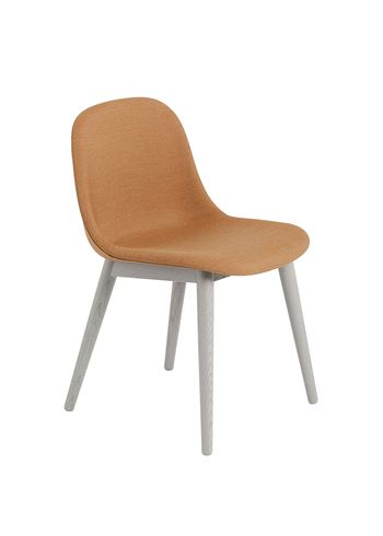 Muuto - Krzesło do jadalni - Fiber Side Chair - Wood Base - Remix 433/Grey