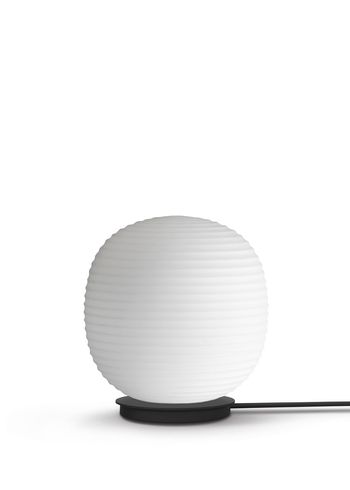 New Works - Lampada da tavolo - Lantern Globe Table Lamp - Black Base w. Frosted White Opal Glass Small