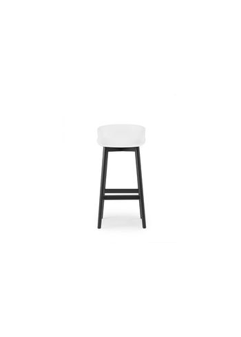 Normann Copenhagen - Barstol - Hyg bar stool 75 cm wood - Hvid - Sort Egetræ