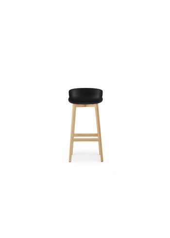 Normann Copenhagen - Barstol - Hyg bar stool 75 cm wood - Sort - Egetræ