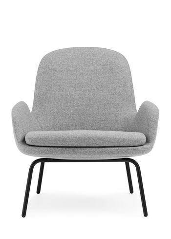 Normann Copenhagen - Fotel - Era Lounge Chair Low Steel & Chrome - Stel: Krom / Stof: Synergy