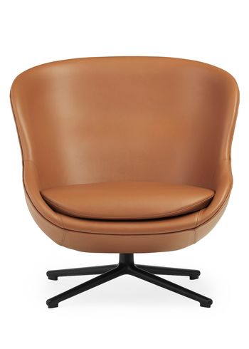 Normann Copenhagen - Fåtölj - Hyg Lounge Chair by Simon Legald / Low - Ultra Leather / Black Aluminium Swivel