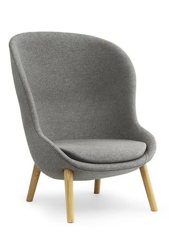 Normann Copenhagen - Fåtölj - Hyg Lounge Chair High - Main Line Flax / Oak