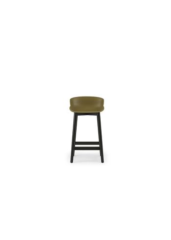 Normann Copenhagen - Stol - Hyg bar stool 65 cm wood - Olive - Sort Egetræ