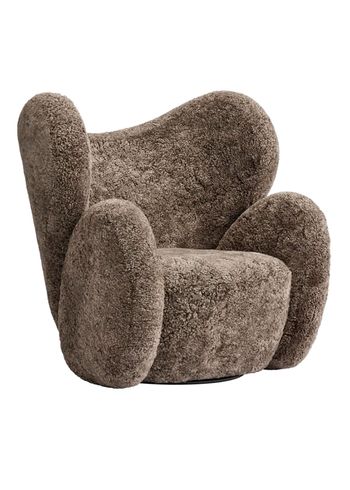 NORR11 - Nojatuoli - Big Big Chair - Sheepskin - Sahara