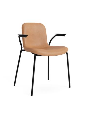 NORR11 - Chaise - Langue Chair Soft Steel w. Armrest - Frame: Black Steel / Armrest: Black Oak / Upholstery: Dunes - Camel 21004