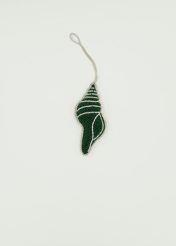 Nynne Rosenvinge - Christmas Ornaments - Beaded Conch - 01: Green