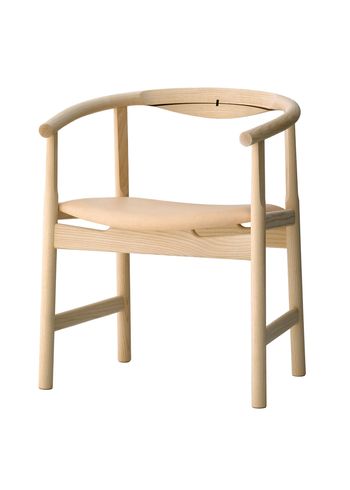 PP Møbler - Cadeira de jantar - pp203 First Chair / By Hans J. Wegner - Vegetal Leather Nature 20090 / Soaped Ash