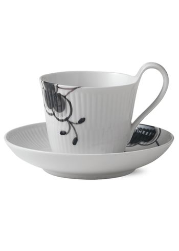 Royal Copenhagen - Kop - Black Fluted Mega - Kopje met schotel - High handle cup with saucer - 25 cl