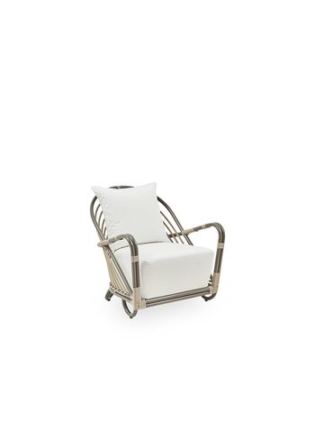 Sika - Krzesło do salonu - Charlottenborg Exterior Armchair - Moccachino - Black