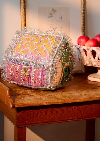 Sissel Edelbo - Julepynt - Large Gingerbread Kantha House - No. 205