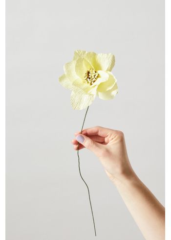 Studio About - Papirblomster - Paper Flower, Dahlia - Yellow