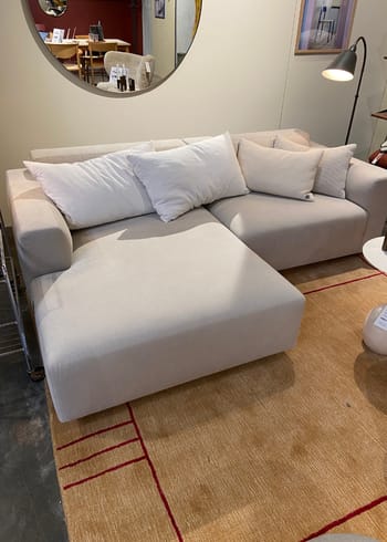 &tradition - 3 Person Sofa - Develius by Edward van Vliet | Configurations - Showroommodel - Configuration C