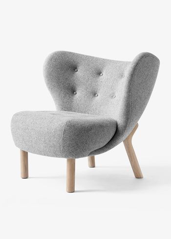 &tradition - Lounge stoel - Little Petra VB1 by Viggo Boesen - Oak / Hallingdal 130
