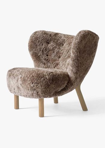&tradition - Lounge stoel - Little Petra VB1 by Viggo Boesen - Oak / Sheepskin, 17mm Sahara