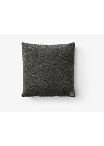 &tradition - Kudde - Cushion Soft Boucle SC28 & SC48 by Space Copenhagen - Moss