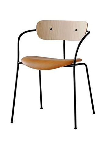 &tradition - Chair - Pavilion AV4 by Anderssen & Voll - AV4 - Oak / Cognac Noble Aniline Leather