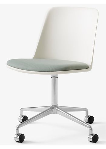 &tradition - Chair - Rely - HW22 - Shell: White / Seat: Relate 921 / Base: Polished Aluminium