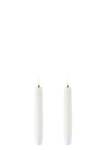 Uyuni - Stearinljus - LED Taper Candle - Nordic White/Smooth - 2,3x15 cm
