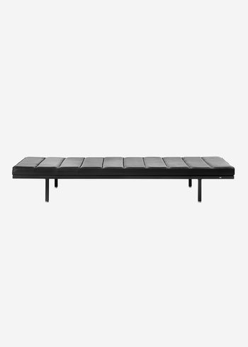 Vipp - Daybed - The Daybed - Vipp461 - Cloud 842 / Black Aluminium