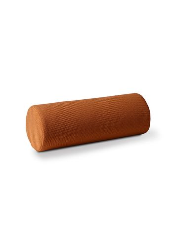 Warm Nordic - Pude - Galore Cylinder Cushion - Merit 032 (Terracotta)