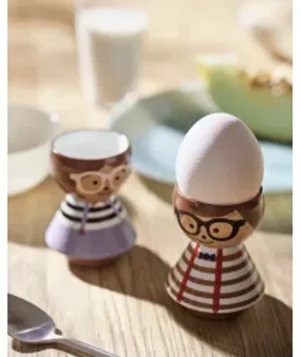 https://images.byflou.com/13/3/images/products/600/0/lucie-kaas-figur-bordfolk-egg-holder-girl-miranda-7702997.webp