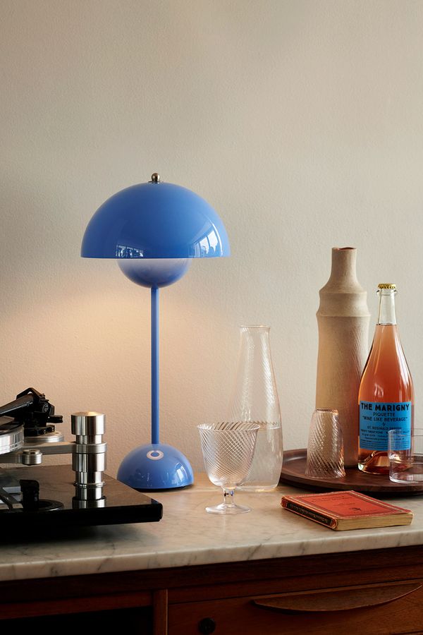 tradition - Flowerpot Table Lamp VP3 von Verner Panton