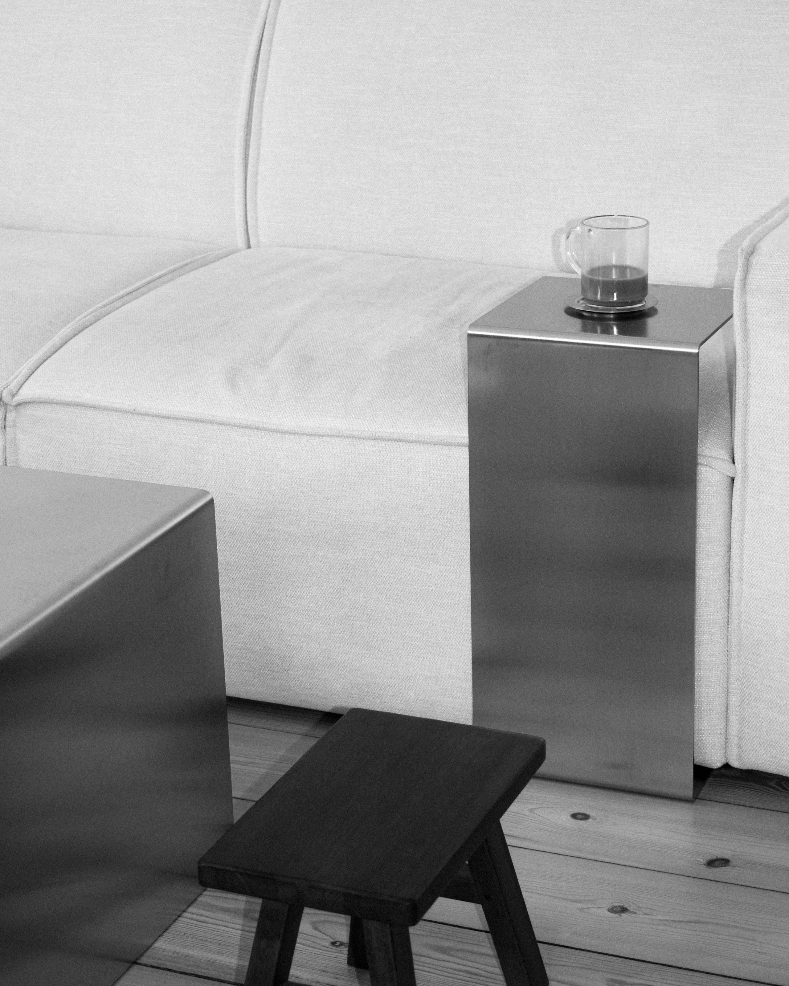 Acier Studio - Side table - Oslo Piedestal - Stainless Steel