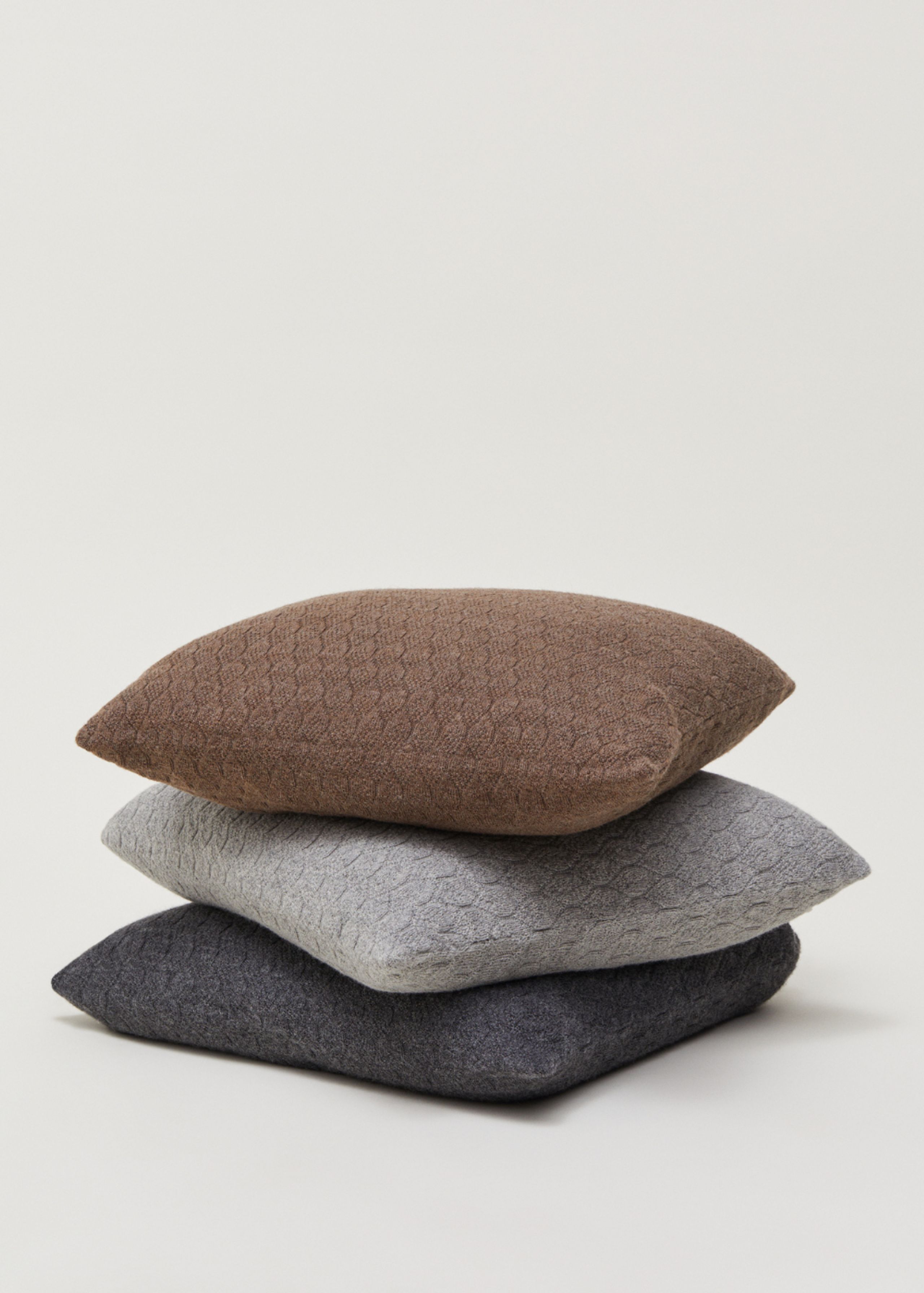 Aiayu - - Raul Classic 50x50 - Frost Grey