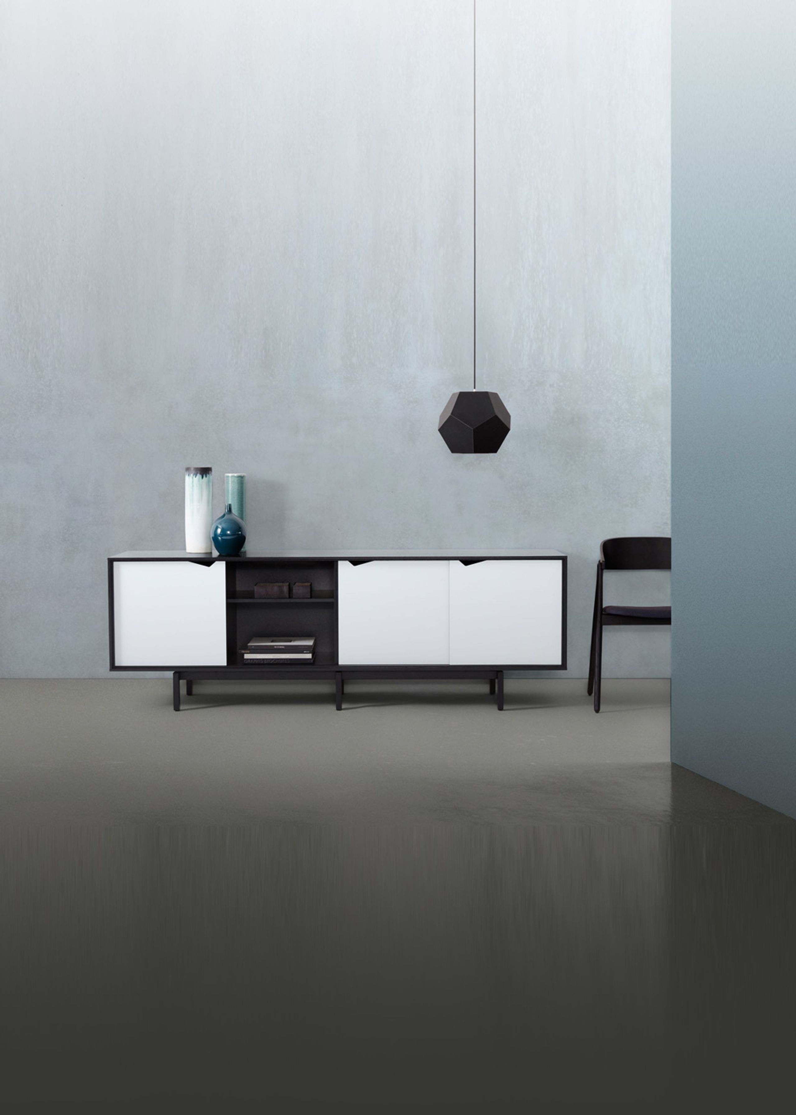 Andersen Furniture - Aparador - S1 Sideboard - Oak / Black Stained