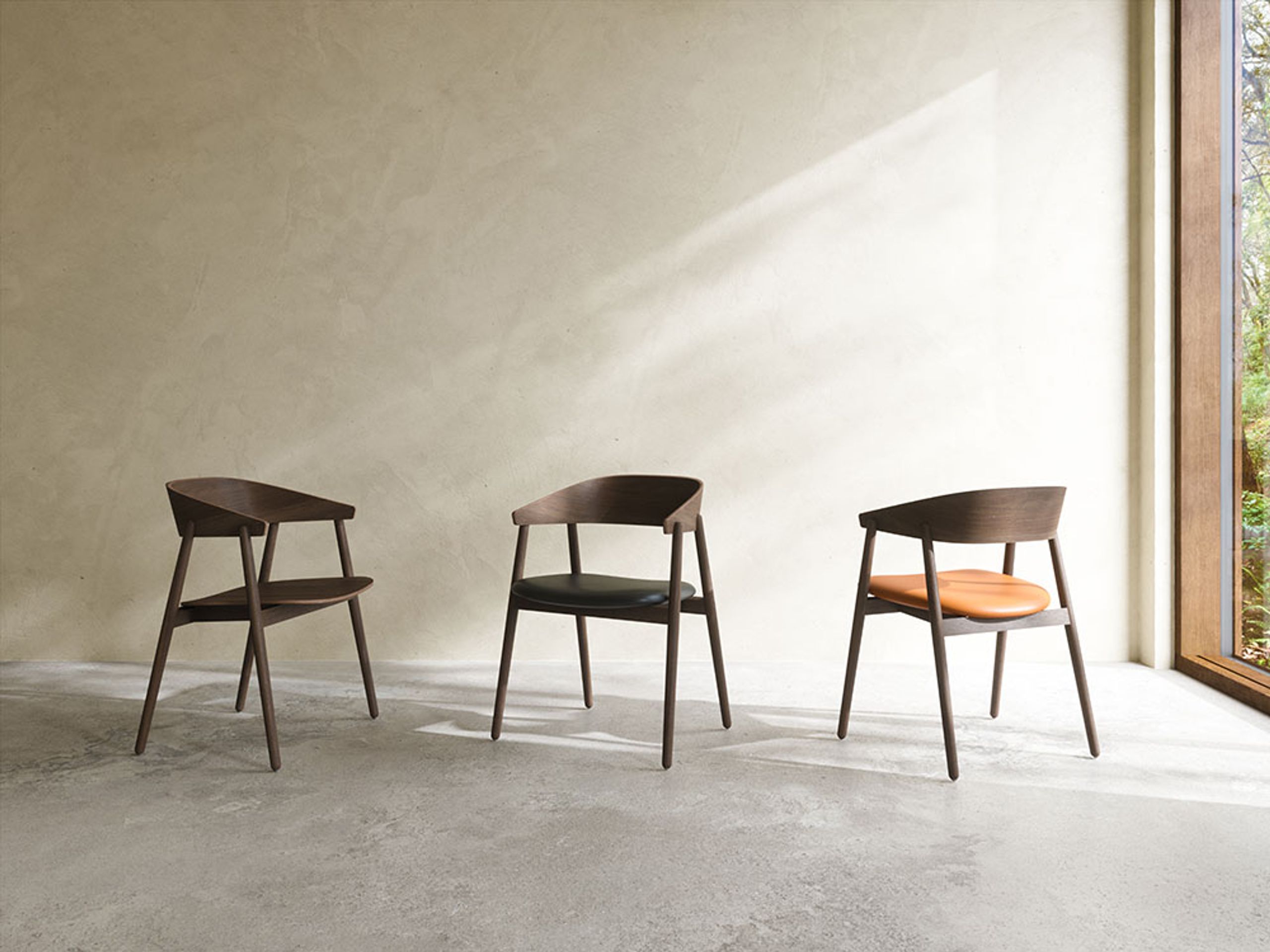 Andersen Furniture - Sedia da pranzo - AC2 Chair / Padded Seat - Oak / Black / Leather: Black